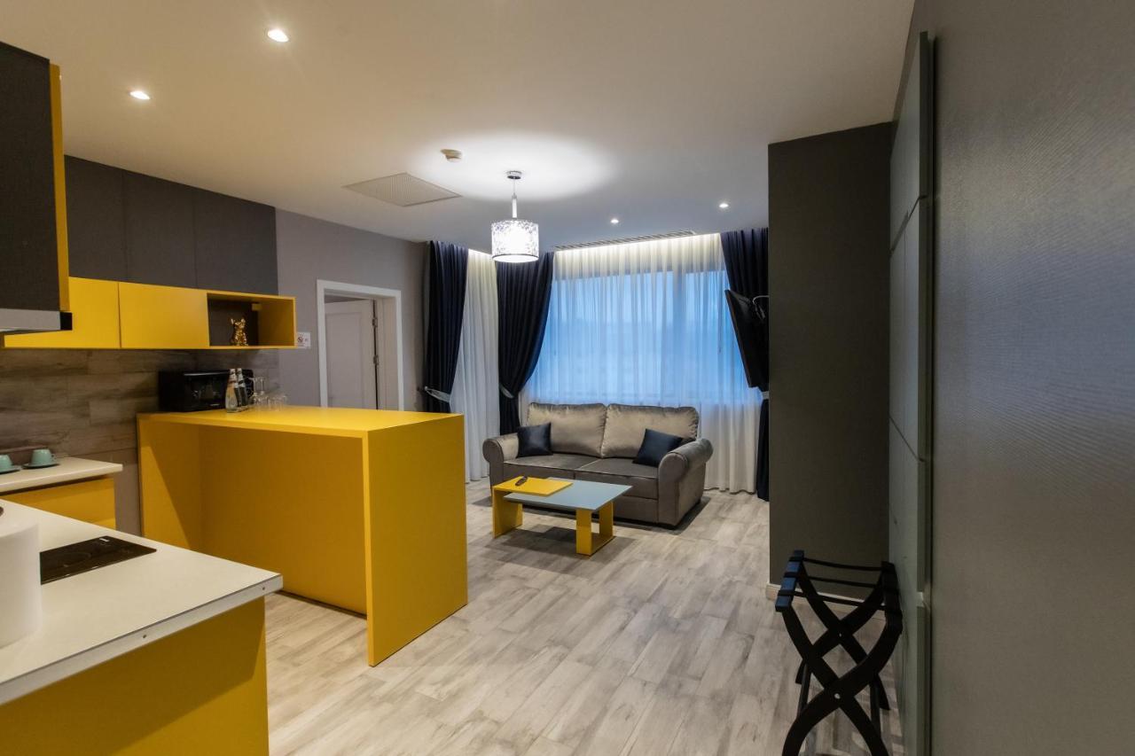 Omnia Apartments Jászvásár Kültér fotó